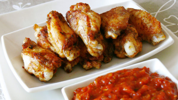 alitas classic modern food